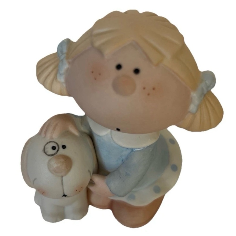 Vintage 1980’s Bumpkins figurine designed by Fabrizio for George Good